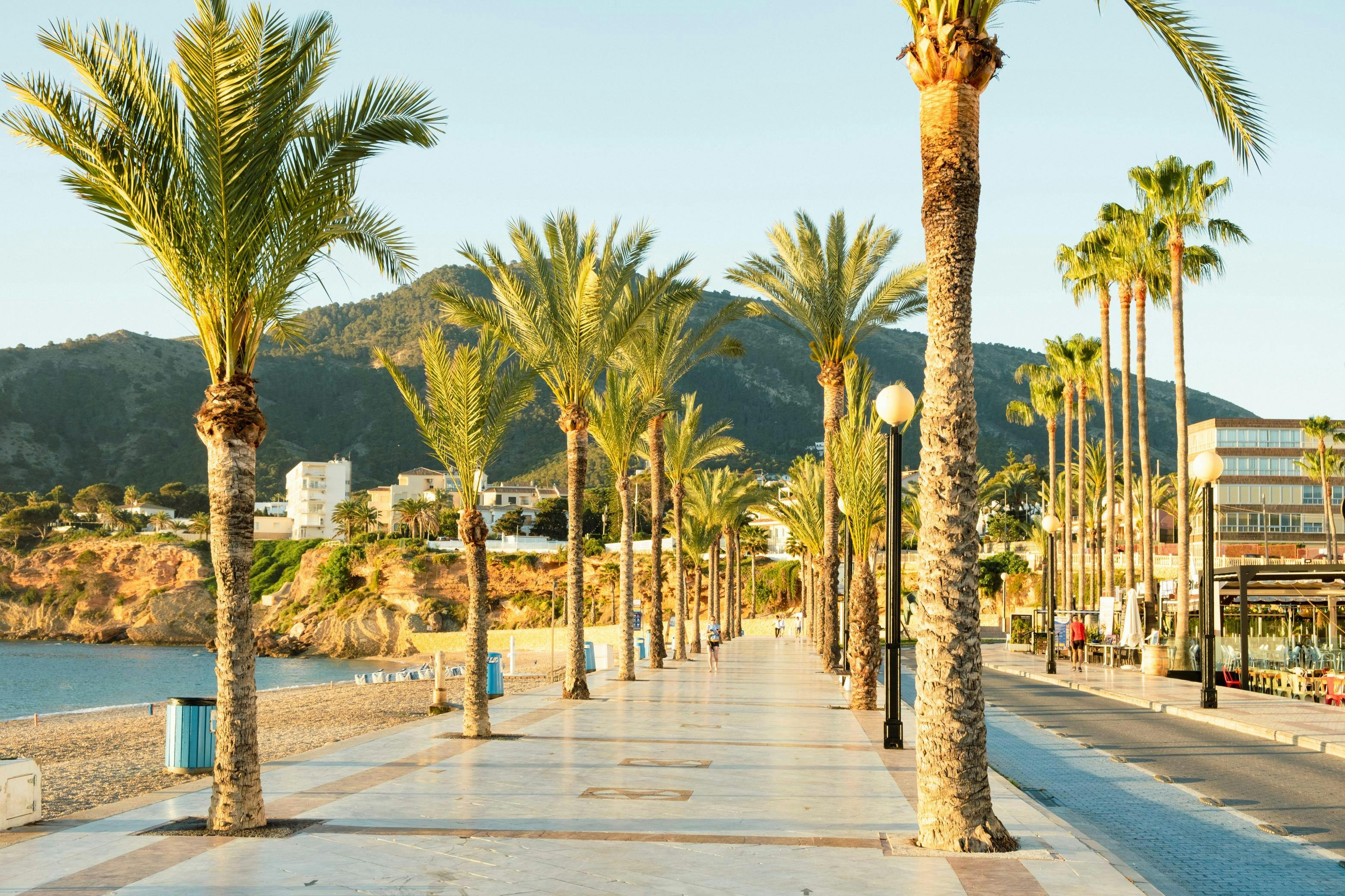 Poletni city break v Alicanteju, Alicante, Španija - 1299 EUR - 5x nočitev v hotelu za 2 odrasli osebi, Zajtrk